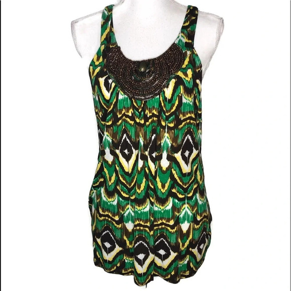 I.N.C top for woman.  Size medium green. Like new - Picture 1 of 5